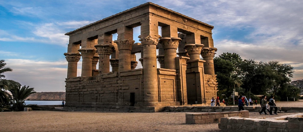 Philae temple 8