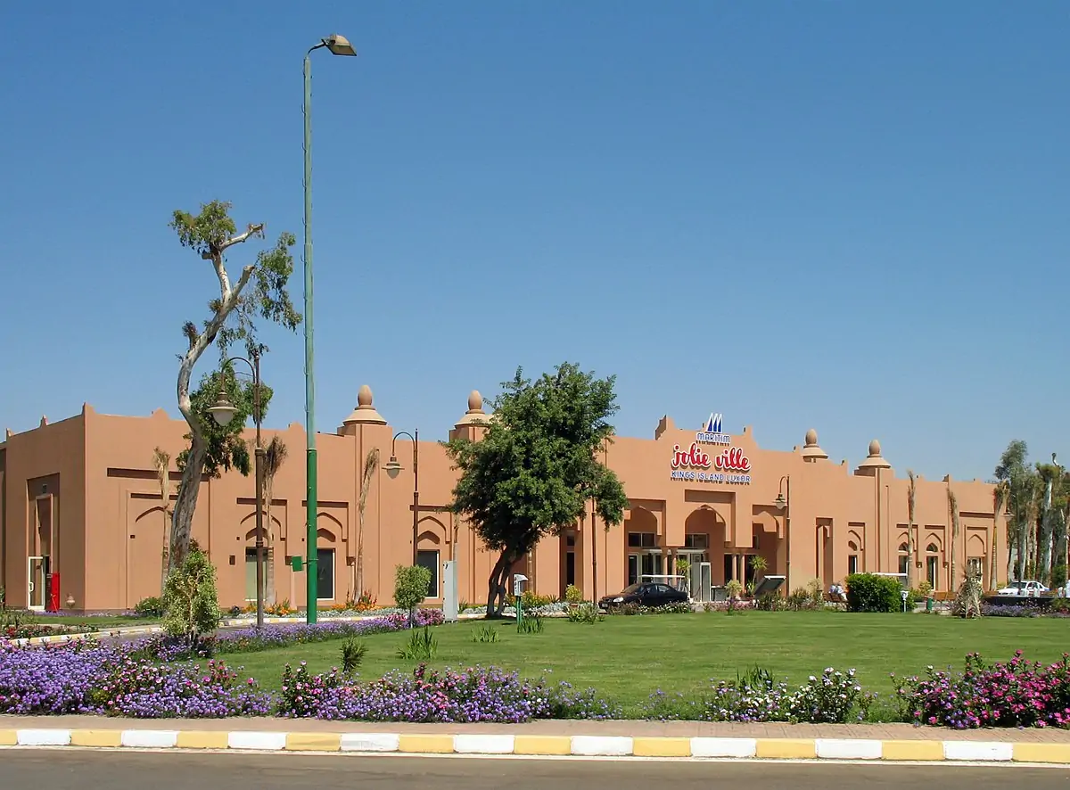 Silver Accommodation