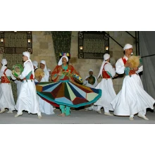 Espectáculo folklórico de Tanoura En El Cairo